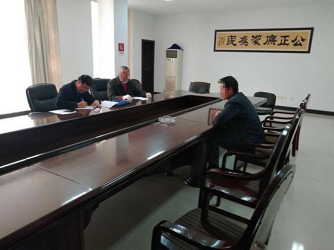 执行干警再次组织双方座谈 (1).jpg